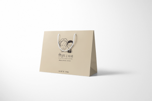 紙質(zhì)商超購物袋設(shè)計制作案例